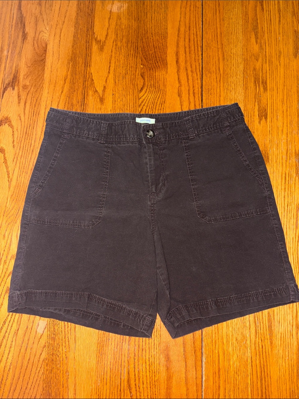 Women’s Dockers Brown Mid Rise Curvey Shorts